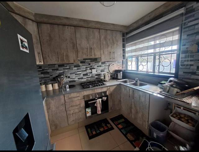 2 BEDROOM HOUSE FOR SALE IN CANESIDE